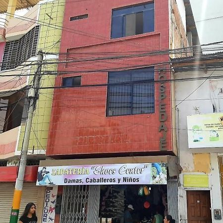 Guest House Tumbes Esterno foto
