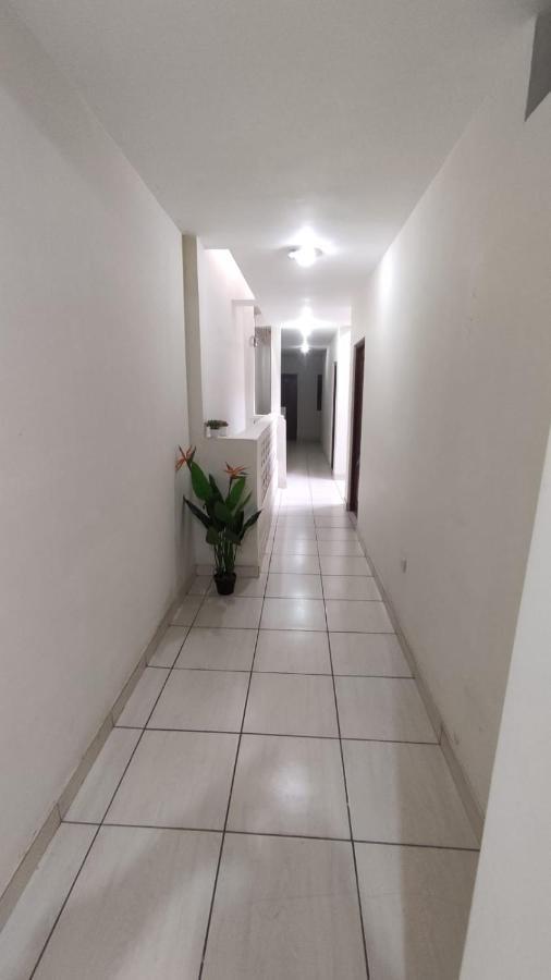 Guest House Tumbes Esterno foto