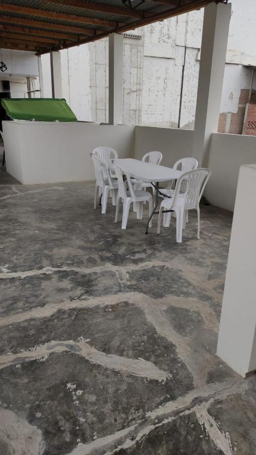 Guest House Tumbes Esterno foto